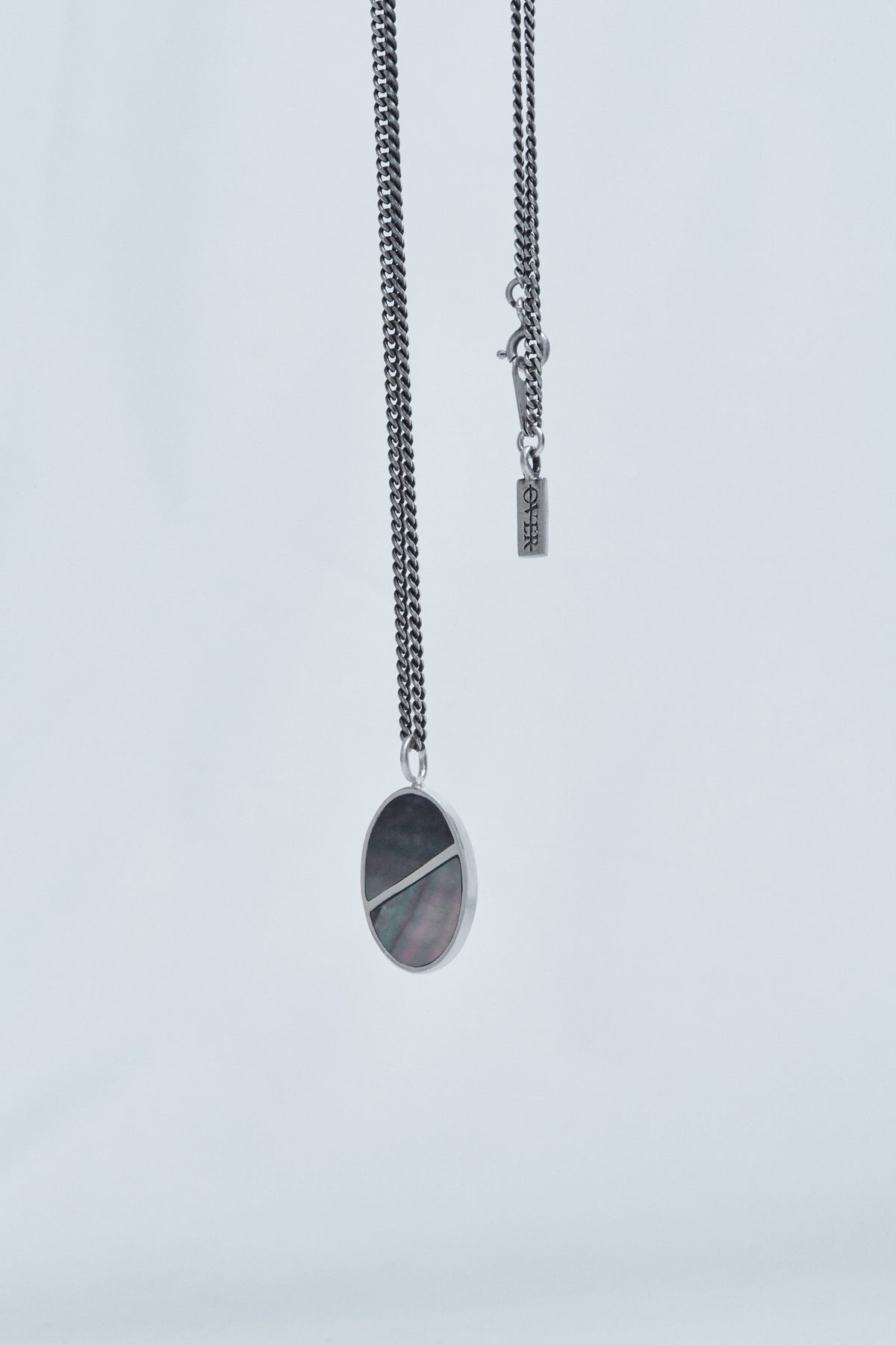 over the line MD / GOODS [K-Lifestyle] over the line - One line oval pendant (Stone setting)